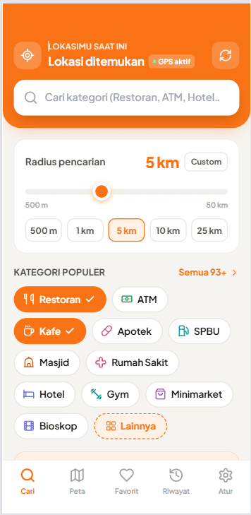 Layar beranda Sekitar Yuk memperlihatkan pencarian tempat dengan radius dan kategori